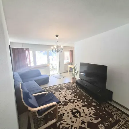 Perfekt Gelegene, Wunder Schoene, Geraeumige 3,5 Zimmerwohnung Mit 2 Sonnenverwoehnten Balkonen Und Fantastischer Aussicht Apartment