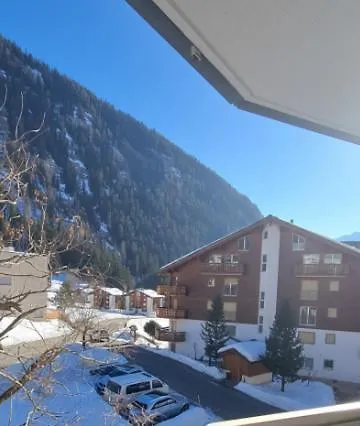 شقة Famylove Leukerbad - Familienferien Mit Bergpanorama, Therme & Torrentbahn Zu Fuss